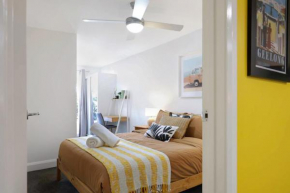 City Centre Unit Overlooking Ryrie Street!, Geelong